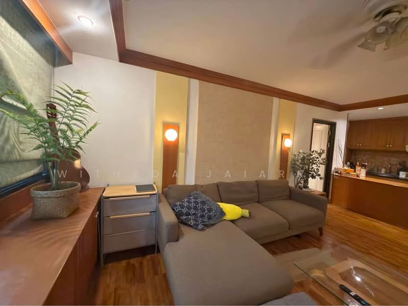 Pipat Place, Bangkok, 37 Soi Sathon 6, Silom, Bang Rak, Bangkok, 1 Bedroom, 61 sqm, Condo For Rent, by Withada Jaiarree, 500251711 - DDproperty.com