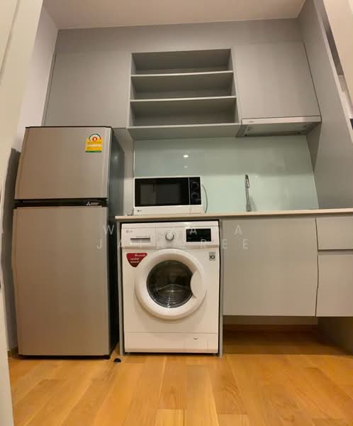 Noble Revo Silom, Bangkok, 88 Soi Surasak Surasak Road, Silom, Bang Rak, Bangkok, 1 Bedroom, 34 sqm, Condo For Rent, by Withada Jaiarree, 500251737 - DDproperty.com