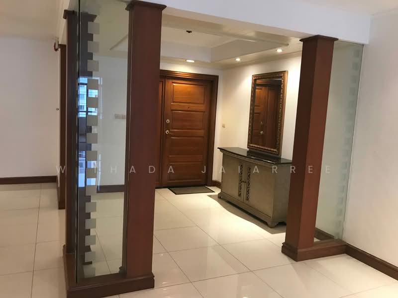 Kallista Mansion, Bangkok, 64 Soi Sukhumvit 11, Khlongtoei Nua, Watthana, Bangkok, 3 Bedrooms, 315 sqm, Condo For Rent, by Withada Jaiarree, 500251745 - DDproperty.com