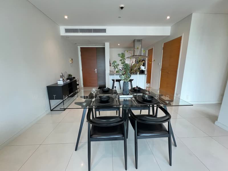 Fullerton Sukhumvit, Bangkok, Sukhumvit Road, Khlong Tan Nua, Watthana, Bangkok, 2 Bedrooms, 96 sqm, Condo For Rent, by Withada Jaiarree, 500251787 - DDproperty.com