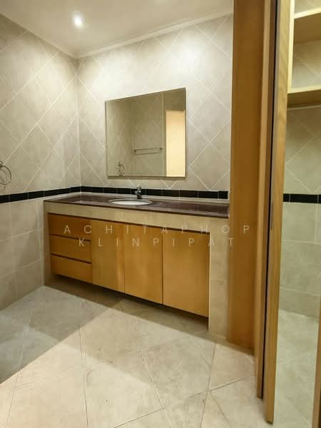 View Talay Residence 5 Pratumnak, Chon Buri (Pattaya), 6 พระตำหนัก, Nong Pru, Bang Lamung (Pattaya), Chon Buri (Pattaya), 2 Bedrooms, 184 sqm, Condo For Sale, by Achitaphop Klinpipat, 500251800 - DDproperty.com