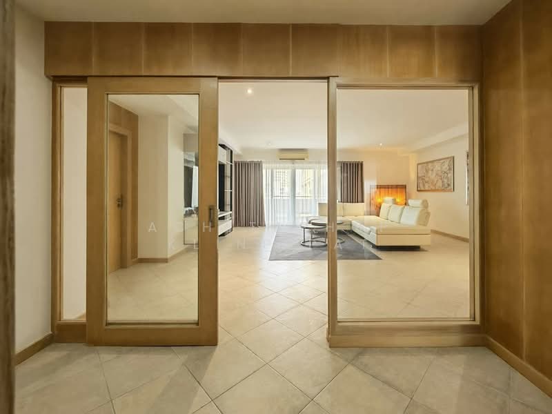 View Talay Residence 5 Pratumnak, Chon Buri (Pattaya), 6 พระตำหนัก, Nong Pru, Bang Lamung (Pattaya), Chon Buri (Pattaya), 2 Bedrooms, 184 sqm, Condo For Sale, by Achitaphop Klinpipat, 500251800 - DDproperty.com