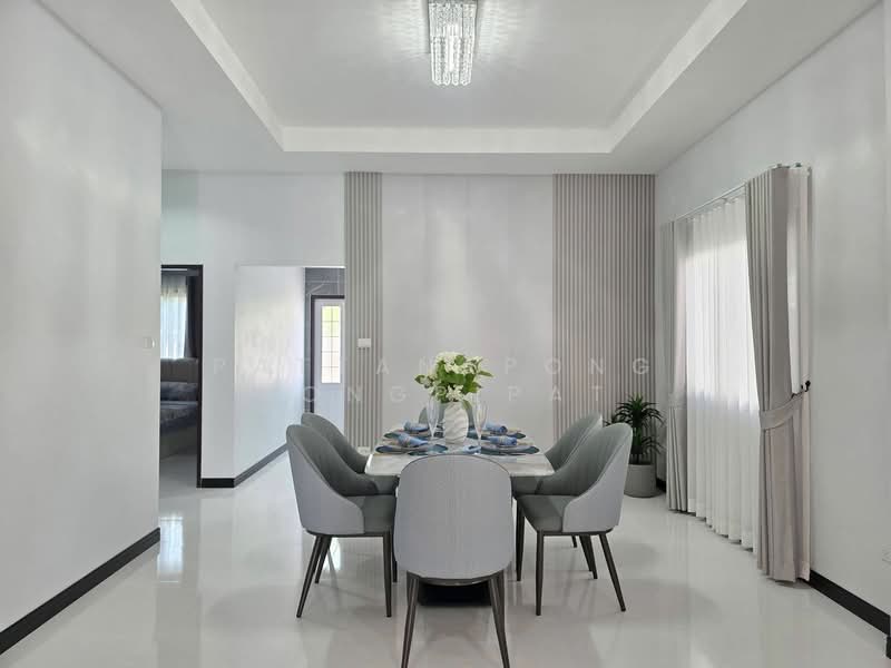 3-BR Villa, Chon Buri (Pattaya), Nong Pru, Bang Lamung (Pattaya), Chon Buri (Pattaya), 3 Bedrooms, 235 sqm, Villa For Sale, by Pattanapong Pongpipat, 500251854 - DDproperty.com