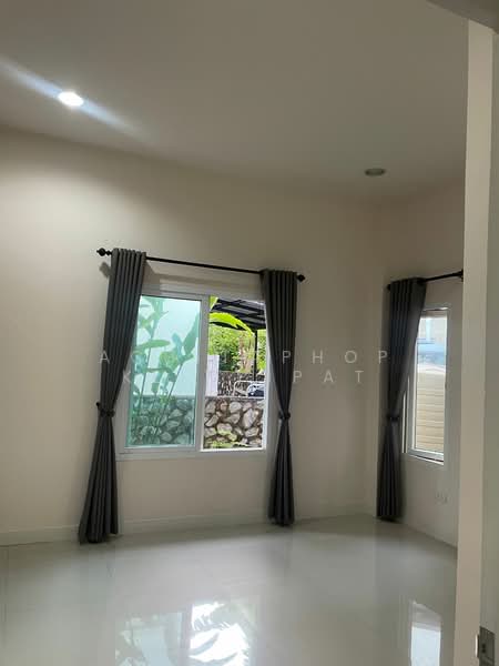 undefined, Chon Buri (Pattaya), Nong Pla Lai, Bang Lamung (Pattaya), Chon Buri (Pattaya), 3 Bedrooms, 240 sqm, Single Detached House For Rent, by Achitaphop Klinpipat, 500251860 - DDproperty.com