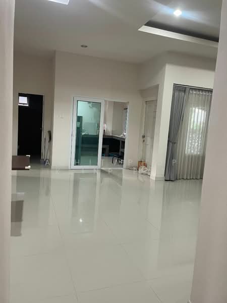 undefined, Chon Buri (Pattaya), Nong Pla Lai, Bang Lamung (Pattaya), Chon Buri (Pattaya), 3 Bedrooms, 240 sqm, Single Detached House For Rent, by Achitaphop Klinpipat, 500251860 - DDproperty.com