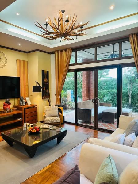 undefined, Chon Buri (Pattaya), Nong Pru, Bang Lamung (Pattaya), Chon Buri (Pattaya), 5 Bedrooms, 440 sqm, Single Detached House For Sale, by Achitaphop Klinpipat, 500251866 - DDproperty.com