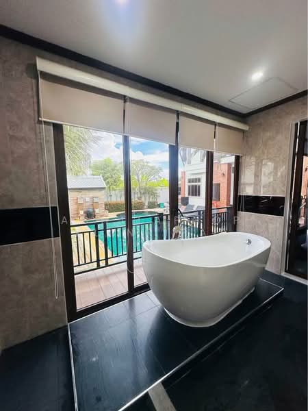 undefined, Chon Buri (Pattaya), Nong Pru, Bang Lamung (Pattaya), Chon Buri (Pattaya), 5 Bedrooms, 440 sqm, Single Detached House For Sale, by Achitaphop Klinpipat, 500251866 - DDproperty.com