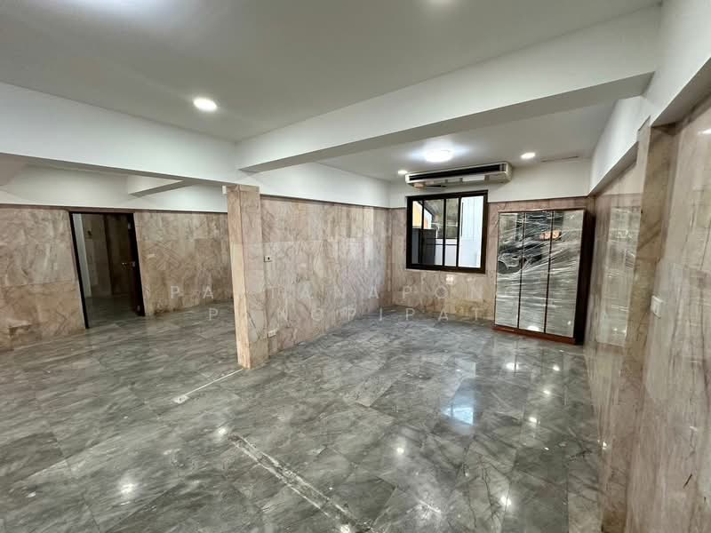 undefined, Chon Buri (Pattaya), Nong Pru, Bang Lamung (Pattaya), Chon Buri (Pattaya), 1 Bedroom, 276 sqm, Single Detached House For Rent, by Pattanapong Pongpipat, 500251875 - DDproperty.com