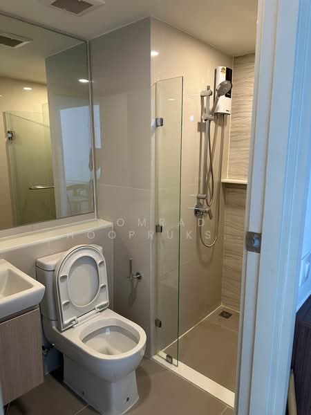 Life Rama 4-Asoke, Bangkok, Rama 4 Road, Khlong Toei, Khlong Toei, Bangkok, 1 Bedroom, 40 sqm, Condo For Rent, by Somrad Phoopruksachart, 500251906 - DDproperty.com