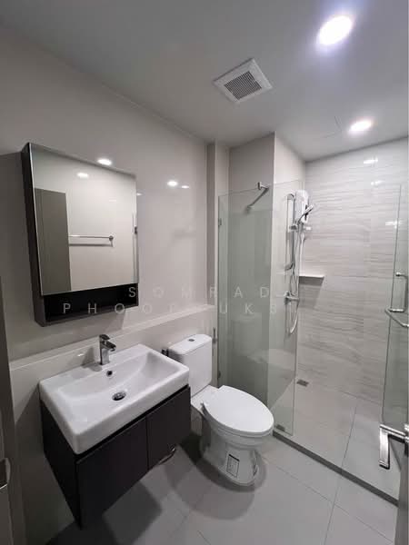 Aspire Onnut Station, Bangkok, Sukhumvit Road, Phra Kanong, Khlong Toei, Bangkok, 2 Bedrooms, 53 sqm, Condo For Rent, by Somrad Phoopruksachart, 500251921 - DDproperty.com