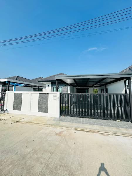 Rattanakorn Village 18, Chon Buri (Pattaya), Na Kloe, Bang Lamung (Pattaya), Chon Buri (Pattaya), 3 Bedrooms, 85 sqm, Single Detached House For Sale, by Pattanapong Pongpipat, 500251924 - DDproperty.com