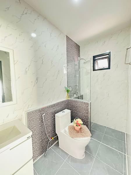 Rattanakorn Village 18, Chon Buri (Pattaya), Na Kloe, Bang Lamung (Pattaya), Chon Buri (Pattaya), 3 Bedrooms, 85 sqm, Single Detached House For Sale, by Pattanapong Pongpipat, 500251924 - DDproperty.com