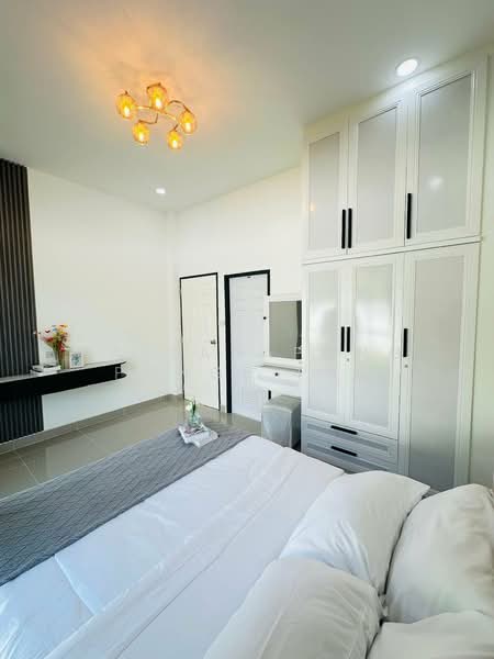 Rattanakorn Village 18, Chon Buri (Pattaya), Na Kloe, Bang Lamung (Pattaya), Chon Buri (Pattaya), 3 Bedrooms, 85 sqm, Single Detached House For Sale, by Pattanapong Pongpipat, 500251924 - DDproperty.com