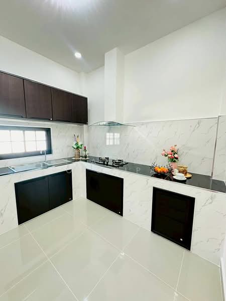 Rattanakorn Village 18, Chon Buri (Pattaya), Na Kloe, Bang Lamung (Pattaya), Chon Buri (Pattaya), 3 Bedrooms, 160 sqm, Single Detached House For Sale, by Pattanapong Pongpipat, 500251927 - DDproperty.com