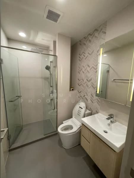 Oka Haus Sukhumvit 36, Bangkok, 3399 Rama 4 Road, Khong Tan, Khlong Toei, Bangkok, 2 Bedrooms, 45 sqm, Condo For Rent, by Somrad Phoopruksachart, 500251939 - DDproperty.com