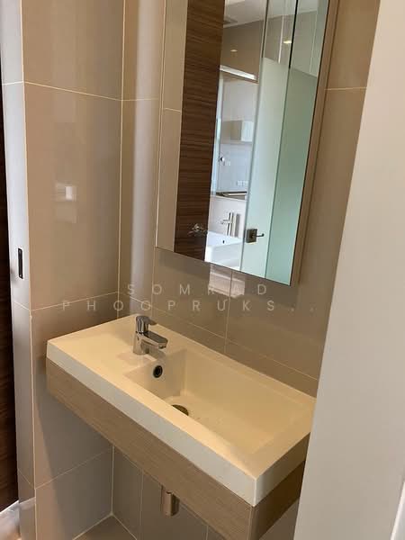 Q Asoke : คิว อโศก, กรุงเทพ, 1678 ถนนเพชรบุรี แขวง มักกะสัน เขต ราชเทวี กรุงเทพมหานคร, มักกะสัน, ราชเทวี, กรุงเทพ, 38 ตร.ม., คอนโด ให้เช่า, โดย Somrad Phoopruksachart, 500251948 - DDproperty.com