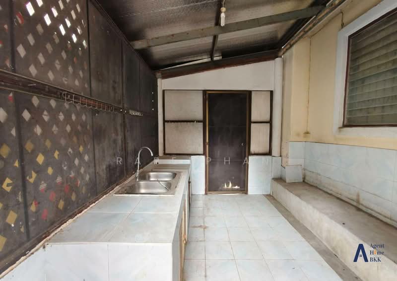 For Sale - Lake Garden Home, Chachoengsao