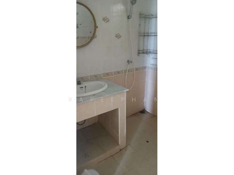 For Sale - Lake Garden Home, Chachoengsao