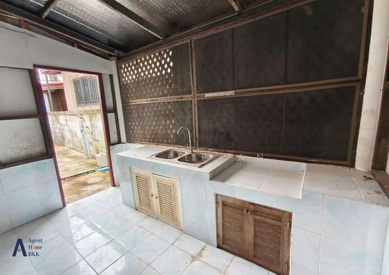 For Sale - Lake Garden Home, Chachoengsao