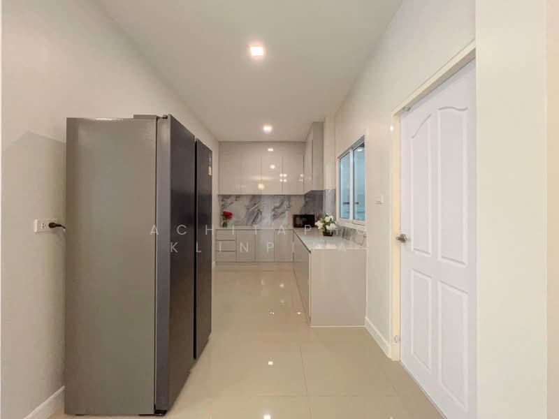 undefined, Chon Buri (Pattaya), Nong Pru, Bang Lamung (Pattaya), Chon Buri (Pattaya), 3 Bedrooms, 204 sqm, Single Detached House For Sale, by Achitaphop Klinpipat, 500251977 - DDproperty.com
