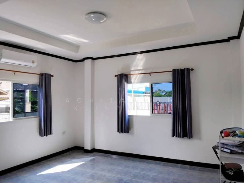 3-BR House, Chon Buri (Pattaya), Na Kloe, Bang Lamung (Pattaya), Chon Buri (Pattaya), 3 Bedrooms, 250 sqm, Single Detached House For Sale, by Achitaphop Klinpipat, 500251993 - DDproperty.com