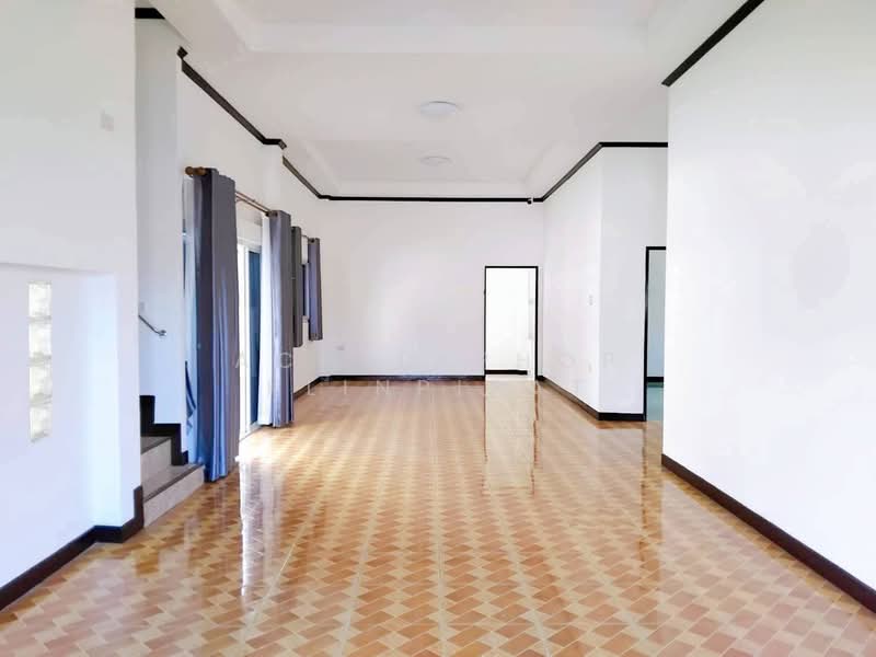 3-BR House, Chon Buri (Pattaya), Na Kloe, Bang Lamung (Pattaya), Chon Buri (Pattaya), 3 Bedrooms, 250 sqm, Single Detached House For Sale, by Achitaphop Klinpipat, 500251993 - DDproperty.com