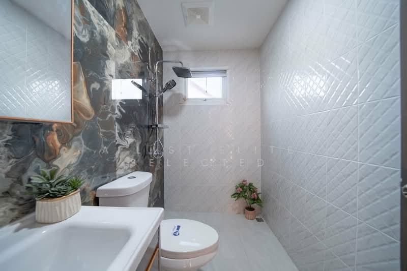 Central Park 4 Village, Chon Buri (Pattaya), Nong Pru, Bang Lamung (Pattaya), Chon Buri (Pattaya), 5 Bedrooms, 420 sqm, Villa For Rent, by A LIST ELITE SELECTED, 500252003 - DDproperty.com