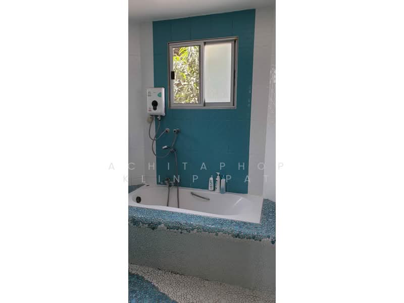 5-BR House, Chon Buri (Pattaya), Na Kloe, Bang Lamung (Pattaya), Chon Buri (Pattaya), 5 Bedrooms, 280 sqm, Single Detached House For Sale, by Achitaphop Klinpipat, 500252006 - DDproperty.com