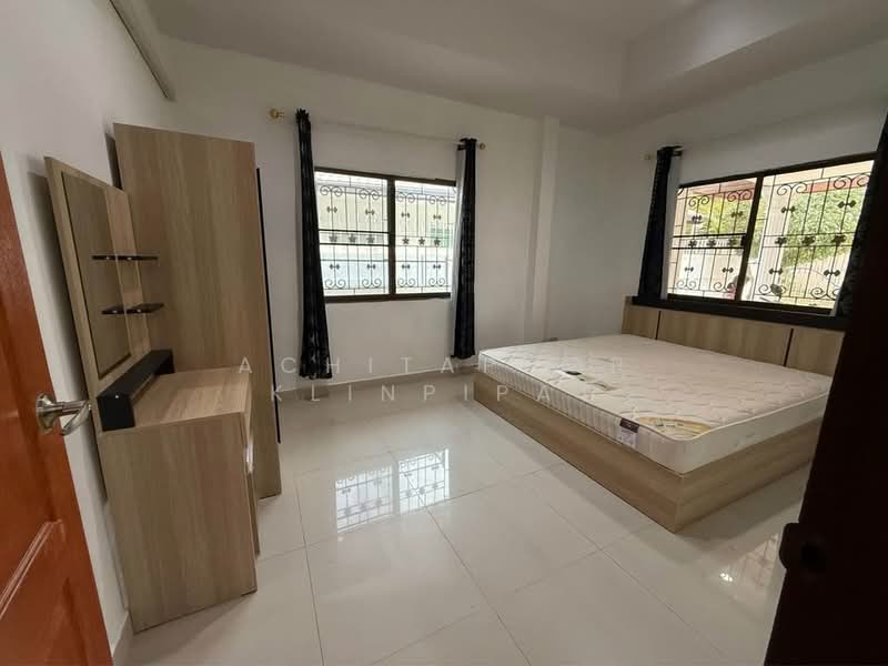 undefined, Chon Buri (Pattaya), Nong Pru, Bang Lamung (Pattaya), Chon Buri (Pattaya), 3 Bedrooms, 150 sqm, Single Detached House For Sale, by Achitaphop Klinpipat, 500252015 - DDproperty.com