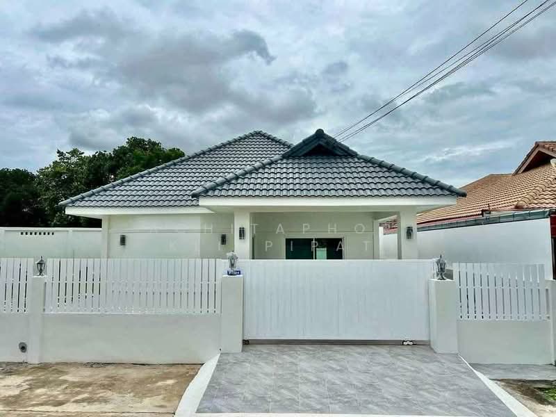 undefined, Chon Buri (Pattaya), Nong Pru, Bang Lamung (Pattaya), Chon Buri (Pattaya), 3 Bedrooms, 150 sqm, Single Detached House For Sale, by Achitaphop Klinpipat, 500252020 - DDproperty.com