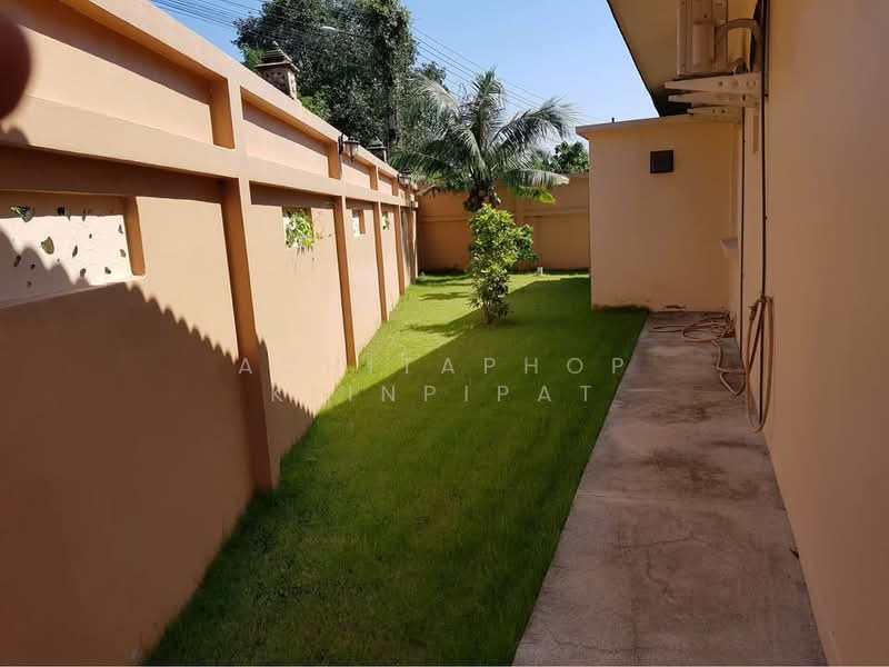 3-BR House, Chon Buri (Pattaya), Bang Sa-re, Sattahip, Chon Buri (Pattaya), 3 Bedrooms, 204 sqm, Single Detached House For Sale, by Achitaphop Klinpipat, 500252037 - DDproperty.com