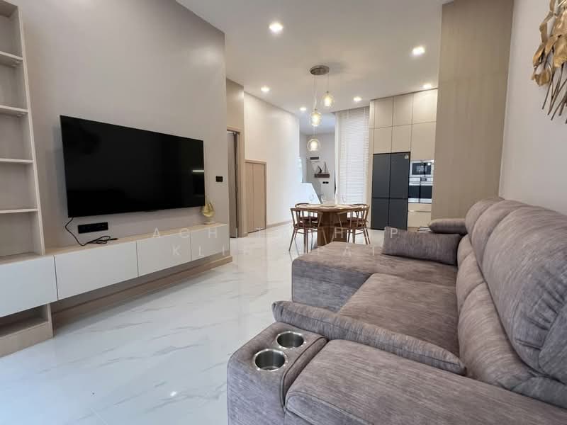 ขาย - ทาวน์เฮ้าส์ 3-ห้องนอน, ชลบุรี