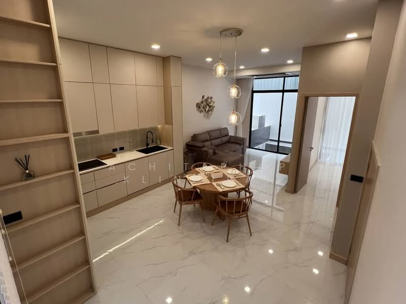 ขาย - ทาวน์เฮ้าส์ 3-ห้องนอน, ชลบุรี