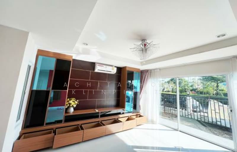 3-BR House, Chon Buri (Pattaya), Nong - Kham, Si Racha, Chon Buri (Pattaya), 3 Bedrooms, 203 sqm, Single Detached House For Sale, by Achitaphop Klinpipat, 500252048 - DDproperty.com