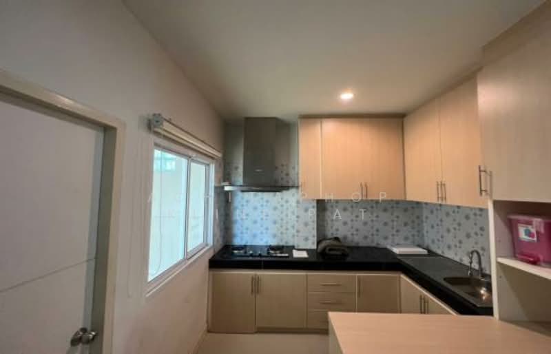 3-BR House, Chon Buri (Pattaya), Nong - Kham, Si Racha, Chon Buri (Pattaya), 3 Bedrooms, 203 sqm, Single Detached House For Sale, by Achitaphop Klinpipat, 500252048 - DDproperty.com