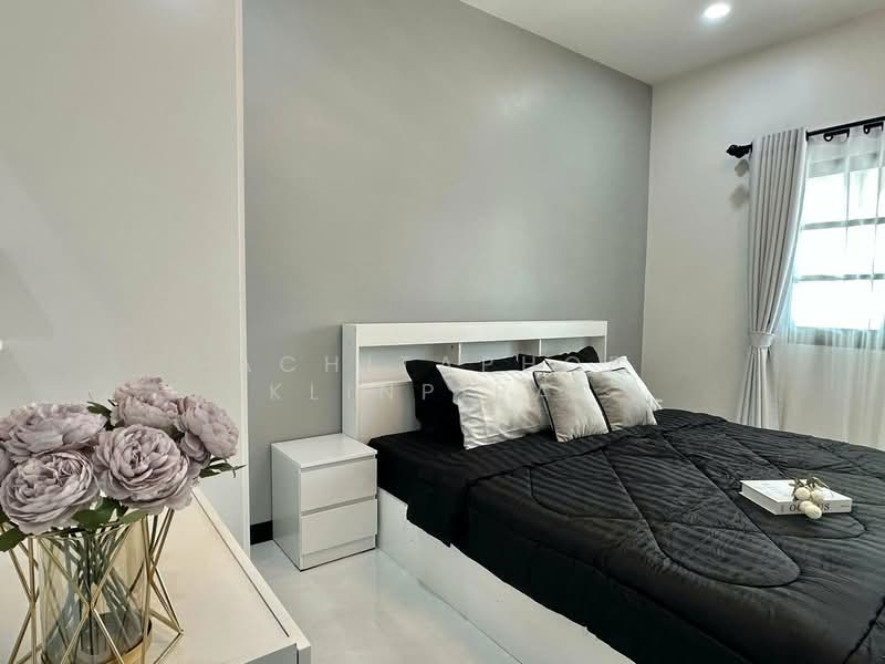 Raviporn City Home Village : รวิพร ซิตี้โฮม วิลเลจ, ชลบุรี, 74/1 ถ.หนองไม้แก่น, หนองปรือ, บางละมุง, ชลบุรี, 150 ตร.ม., บ้านเดี่ยว ขาย, โดย Achitaphop Klinpipat, 500252064 - DDproperty.com