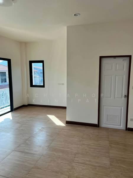 3-BR House, Chon Buri (Pattaya), Mhueng, Muang Chon Buri, Chon Buri (Pattaya), 3 Bedrooms, 204 sqm, Single Detached House For Sale, by Achitaphop Klinpipat, 500252068 - DDproperty.com