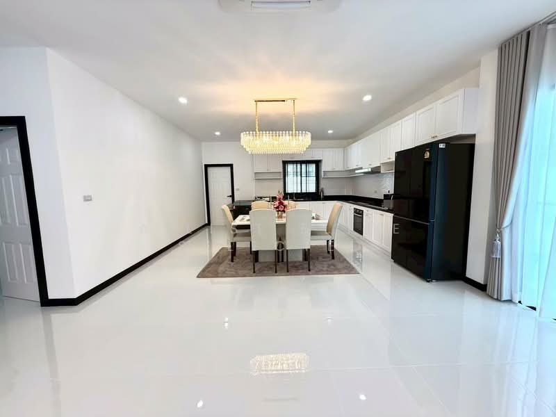 Pattaya Tower, Chon Buri (Pattaya), 79 Pattaya 4, Bang Lamung, Bang Lamung (Pattaya), Chon Buri (Pattaya), 4 Bedrooms, 100 sqm, Condo For Rent, by A LIST ELITE SELECTED, 500252069 - DDproperty.com