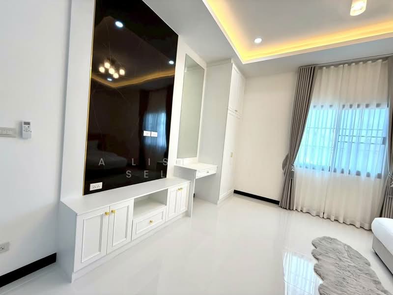 Pattaya Tower, Chon Buri (Pattaya), 79 Pattaya 4, Bang Lamung, Bang Lamung (Pattaya), Chon Buri (Pattaya), 4 Bedrooms, 100 sqm, Condo For Rent, by A LIST ELITE SELECTED, 500252069 - DDproperty.com