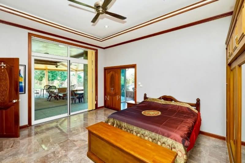 6-BR Villa, Chon Buri (Pattaya), Poong, Bang Lamung (Pattaya), Chon Buri (Pattaya), 6 Bedrooms, 2,400 sqm, Villa For Sale, by Achitaphop Klinpipat, 500252070 - DDproperty.com
