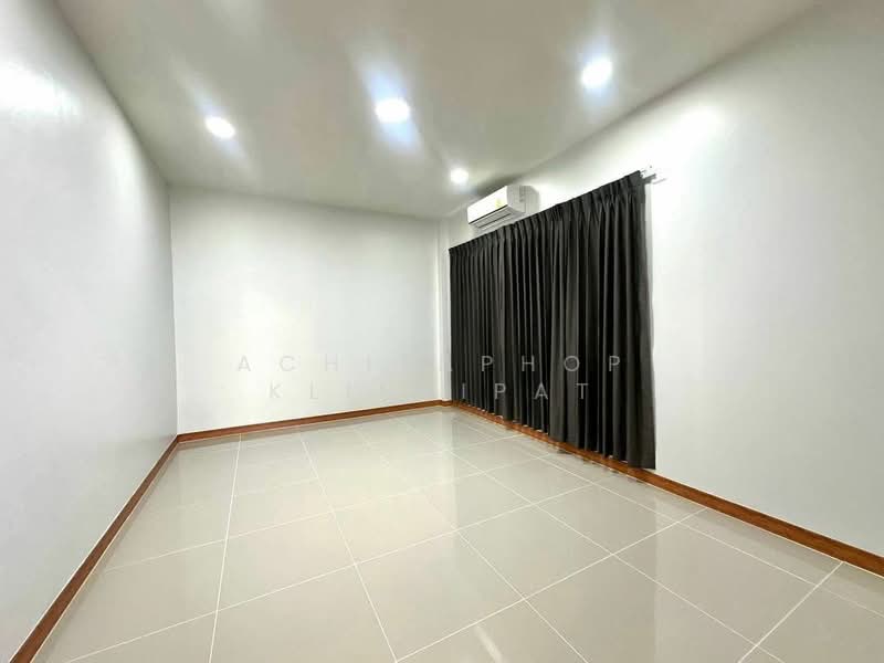 undefined, Chon Buri (Pattaya), Nong Pru, Bang Lamung (Pattaya), Chon Buri (Pattaya), 4 Bedrooms, 260 sqm, Villa For Sale, by Achitaphop Klinpipat, 500252071 - DDproperty.com