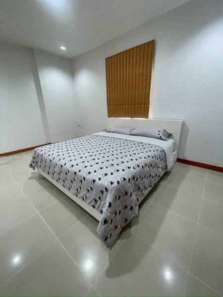 undefined, Chon Buri (Pattaya), Nong Pru, Bang Lamung (Pattaya), Chon Buri (Pattaya), 4 Bedrooms, 260 sqm, Villa For Sale, by Achitaphop Klinpipat, 500252071 - DDproperty.com