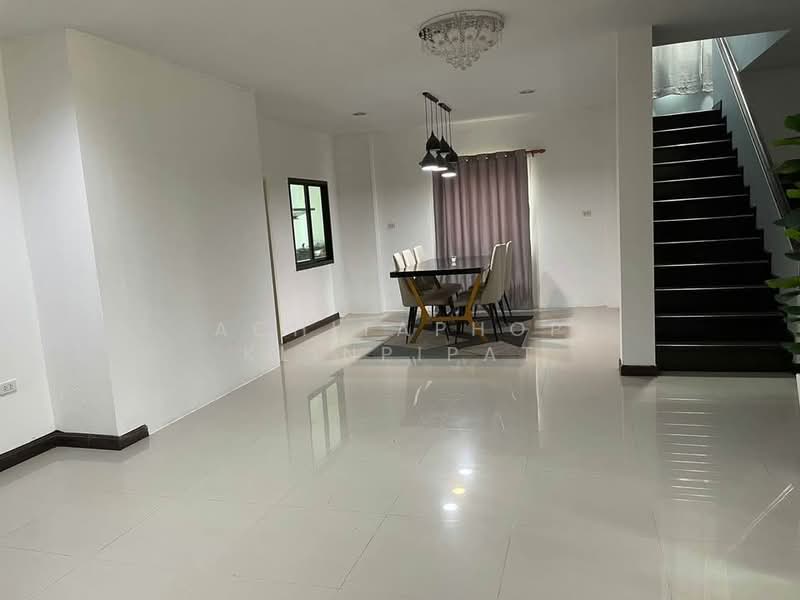 undefined, Chon Buri (Pattaya), Surasak, Si Racha, Chon Buri (Pattaya), 3 Bedrooms, 204 sqm, Single Detached House For Sale, by Achitaphop Klinpipat, 500252079 - DDproperty.com
