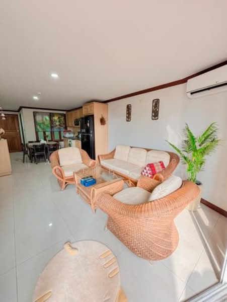 Royal Hill Resort : รอยัล ฮิลล์ รีสอร์ท, ชลบุรี, 154 ถ.ทัพพระยา, หนองปรือ, บางละมุง, ชลบุรี, 92 ตร.ม., คอนโด ขาย, โดย Achitaphop Klinpipat, 500252093 - DDproperty.com