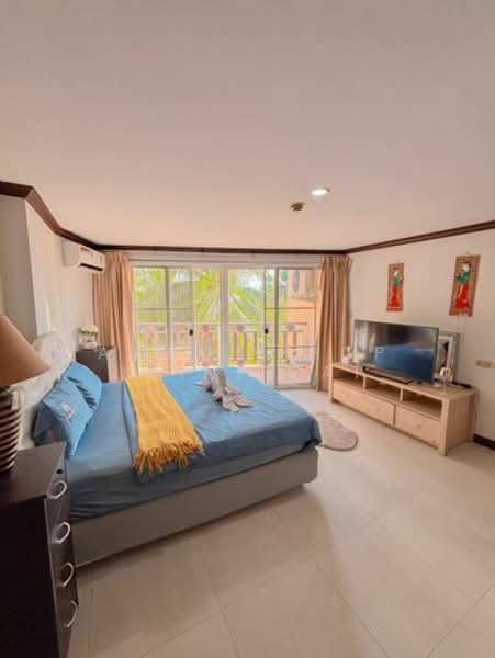 Royal Hill Resort, Chon Buri (Pattaya), 154 Thappraya Rd, Nong Pru, Bang Lamung (Pattaya), Chon Buri (Pattaya), 2 Bedrooms, 92 sqm, Condo For Sale, by Achitaphop Klinpipat, 500252093 - DDproperty.com