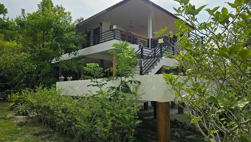4-BR House, Chon Buri (Pattaya), Bang Phra, Si Racha, Chon Buri (Pattaya), 4 Bedrooms, 368 sqm, Single Detached House For Sale, by Achitaphop Klinpipat, 500252097 - DDproperty.com