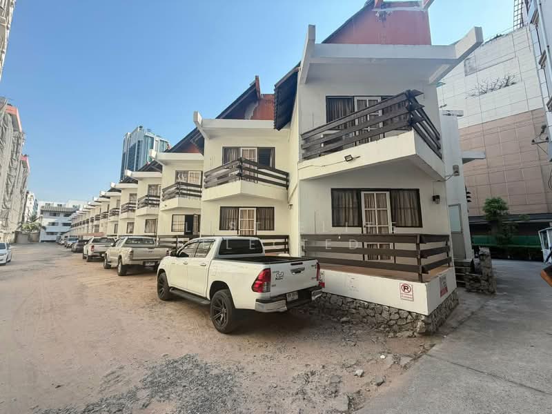 บางละมุง, Chon Buri (Pattaya), Bang Lamung, Bang Lamung (Pattaya), Chon Buri (Pattaya), 10+ Bedrooms, 60 sqm, Townhouse For Rent, by A LIST ELITE SELECTED, 500252128 - DDproperty.com