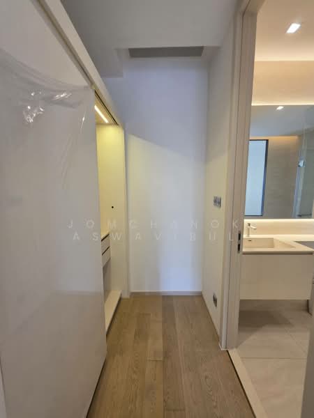 The Strand Thonglor, Bangkok, 36 Soi Sukhumvit 55, Khlong Tan Nua, Watthana, Bangkok, 1 Bedroom, 53 sqm, Condo For Sale, by Jomchanok Aswavibul, 500252162 - DDproperty.com