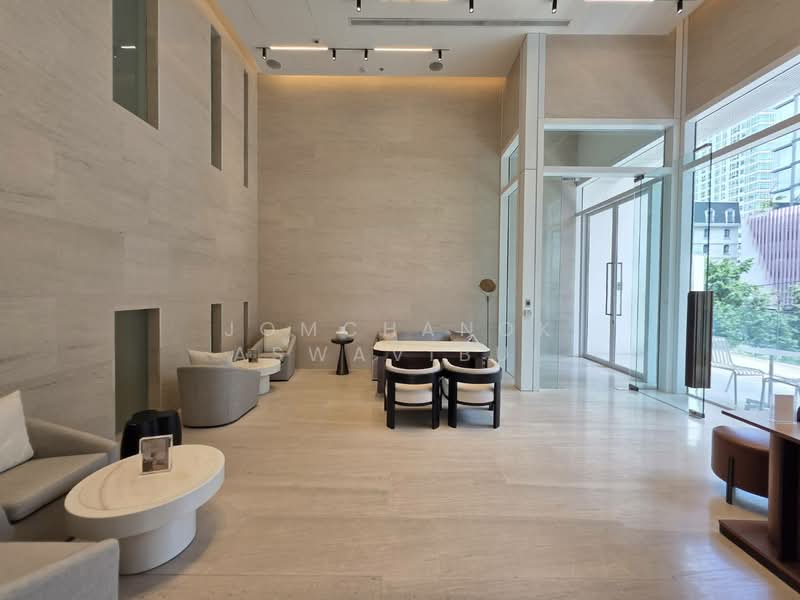 The Strand Thonglor, Bangkok, 36 Soi Sukhumvit 55, Khlong Tan Nua, Watthana, Bangkok, 1 Bedroom, 53 sqm, Condo For Sale, by Jomchanok Aswavibul, 500252162 - DDproperty.com