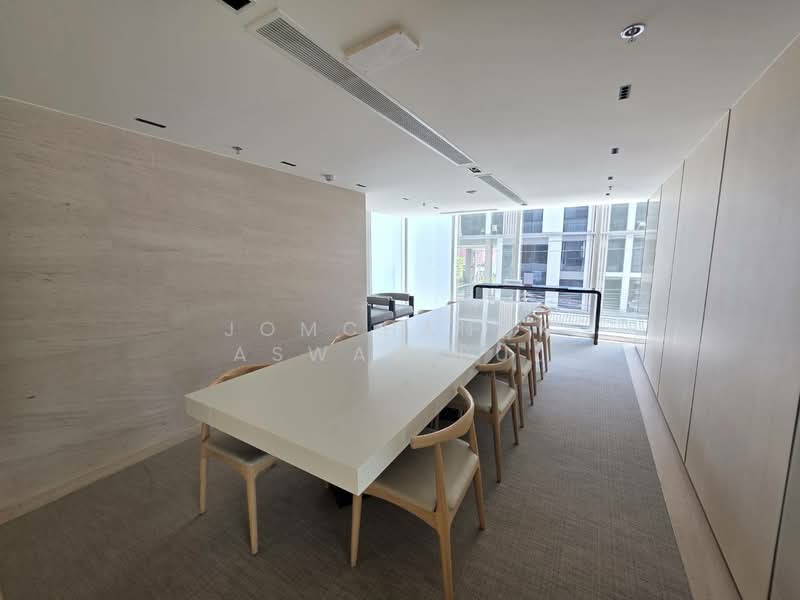The Strand Thonglor, Bangkok, 36 Soi Sukhumvit 55, Khlong Tan Nua, Watthana, Bangkok, 1 Bedroom, 53 sqm, Condo For Sale, by Jomchanok Aswavibul, 500252162 - DDproperty.com